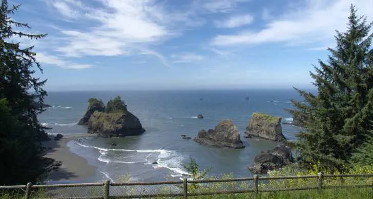 Valley Of The Rogue State Park
