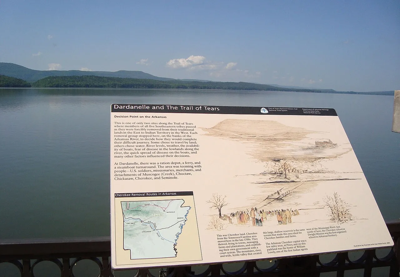 Lake Dardanelle Campground