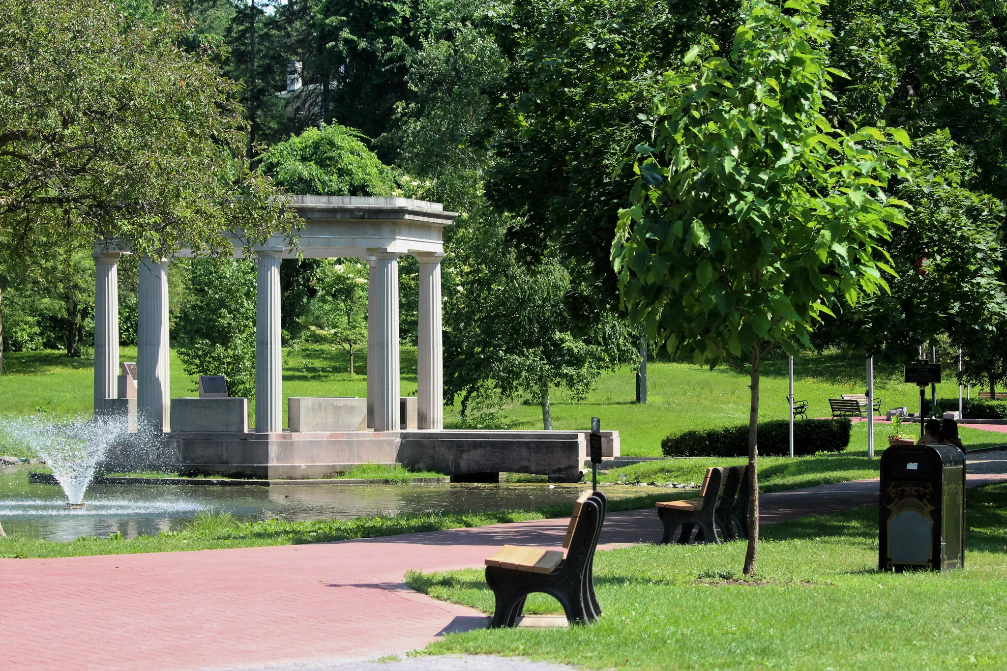 Putnam Pond