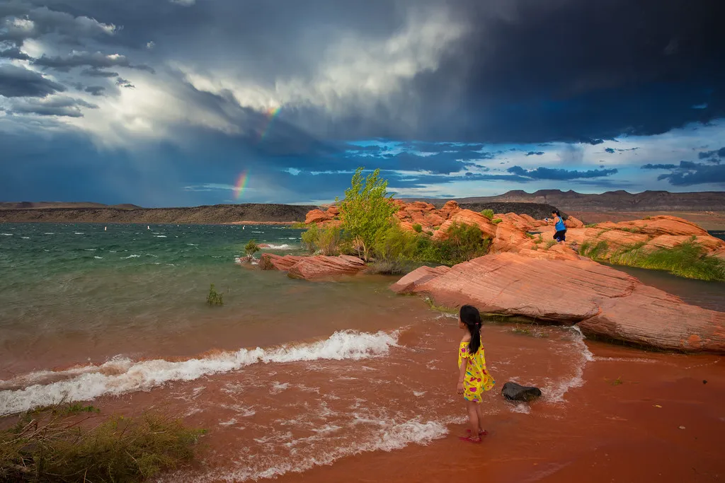 Sand Hollow State Park