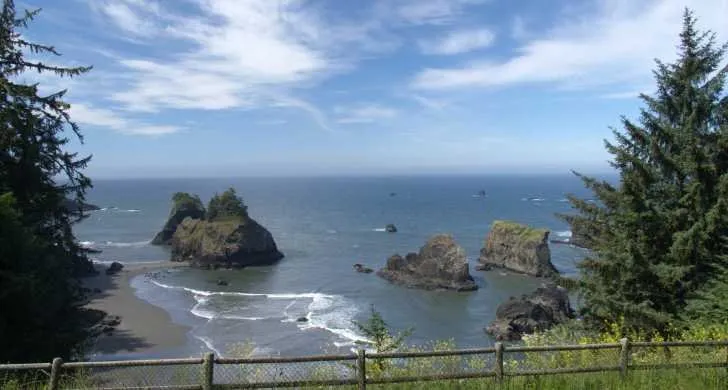 Valley Of The Rogue State Park
