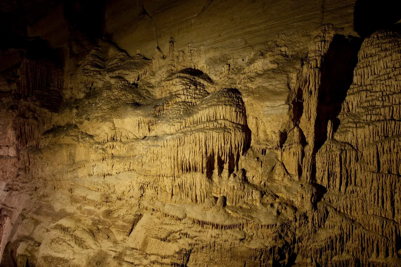 Cathedral Caverns State Park