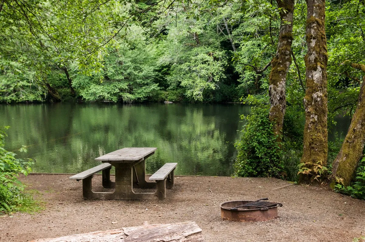 Lake Sylvia State Park