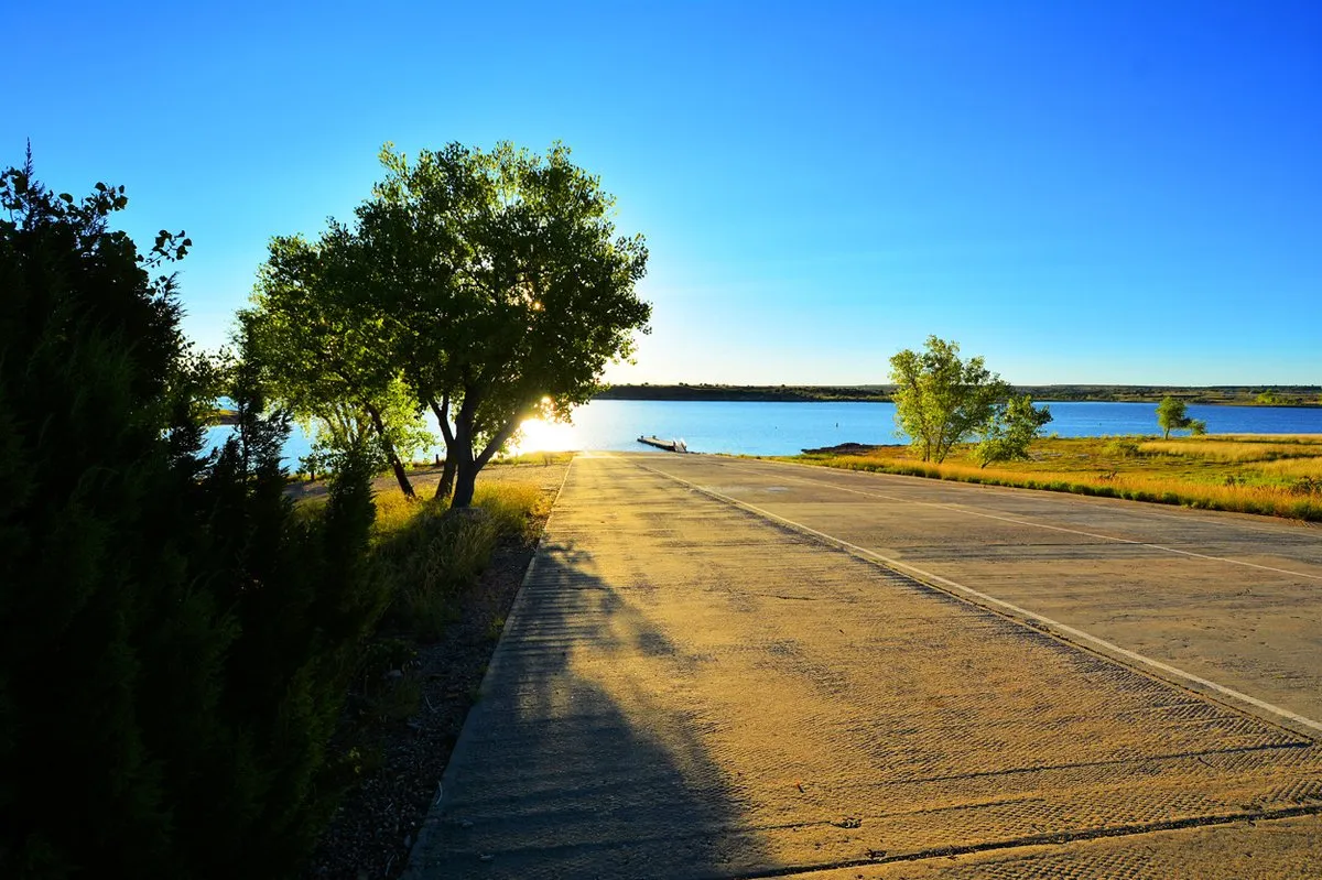 Sumner Lake