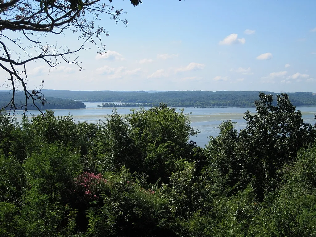 Nathan Bedford Forrest State Park