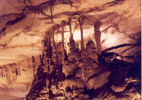Cathedral Caverns State Park