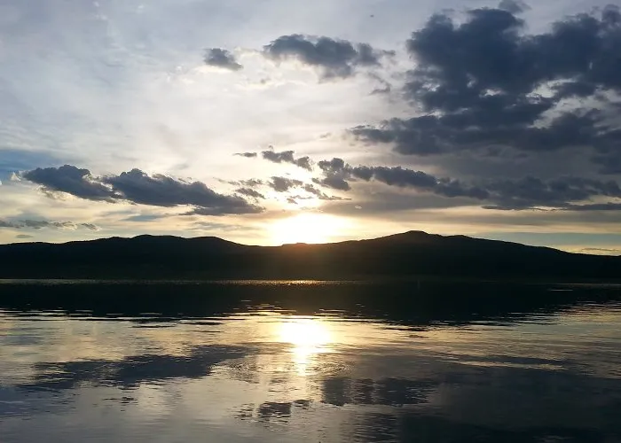 Storrie Lake