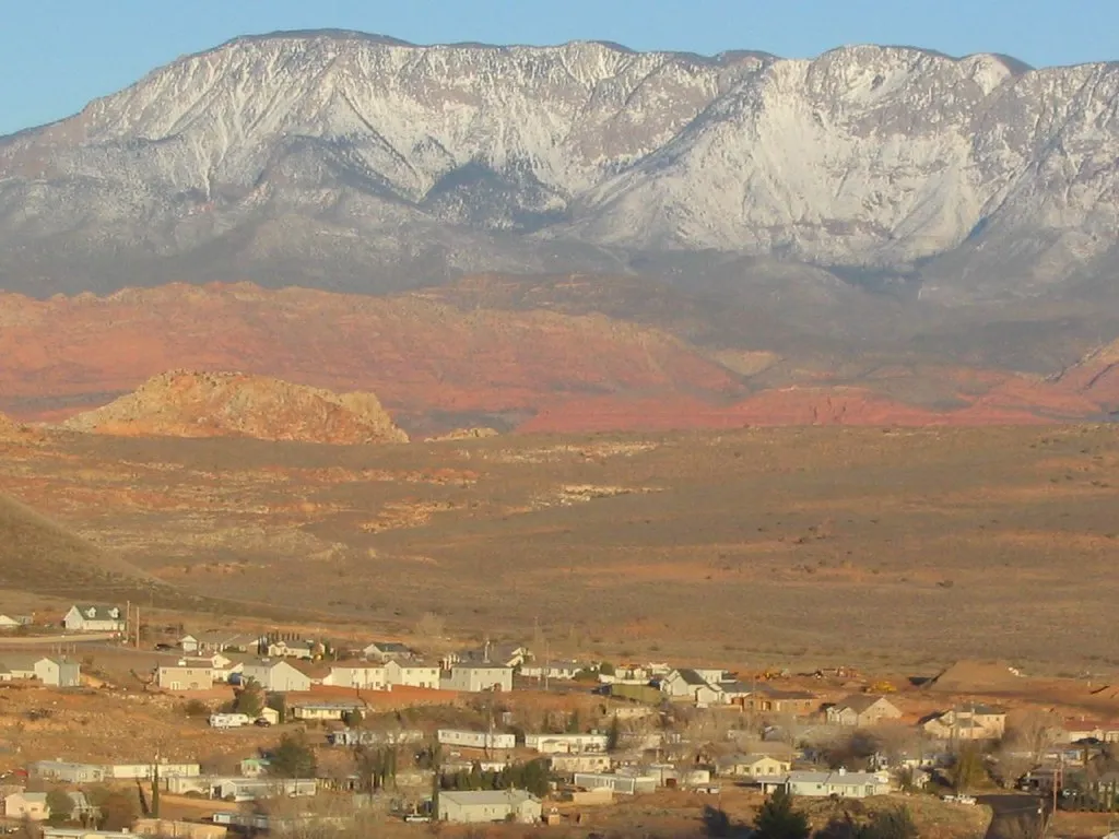 Sand Hollow State Park