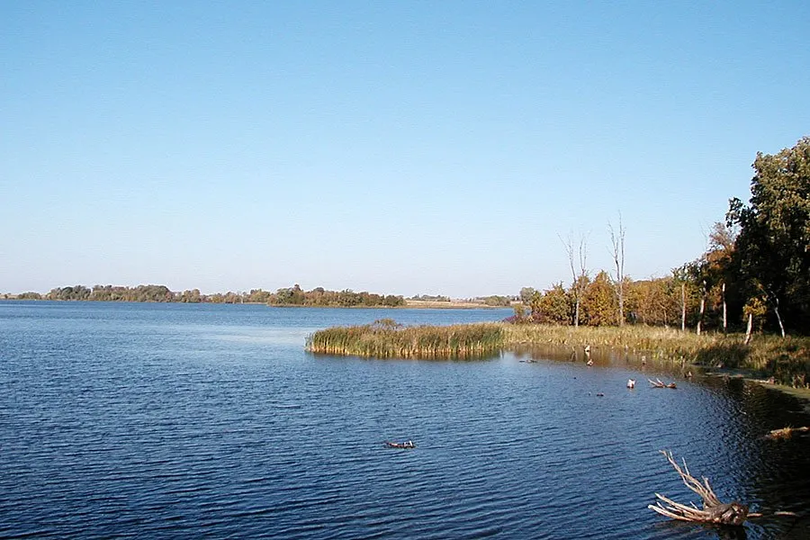 Monson Lake Campground