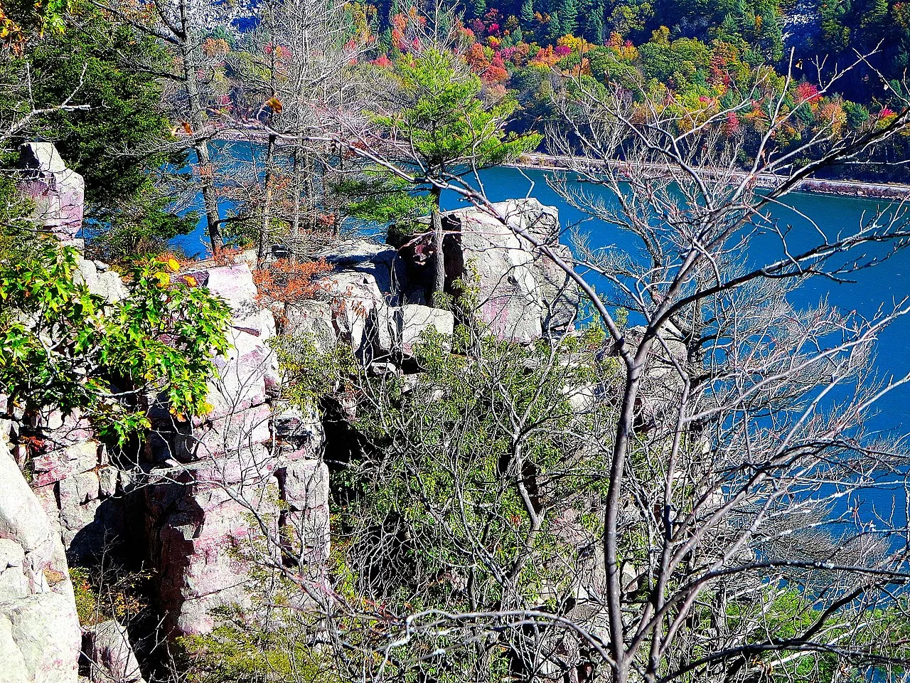 Devil's Lake State Park
