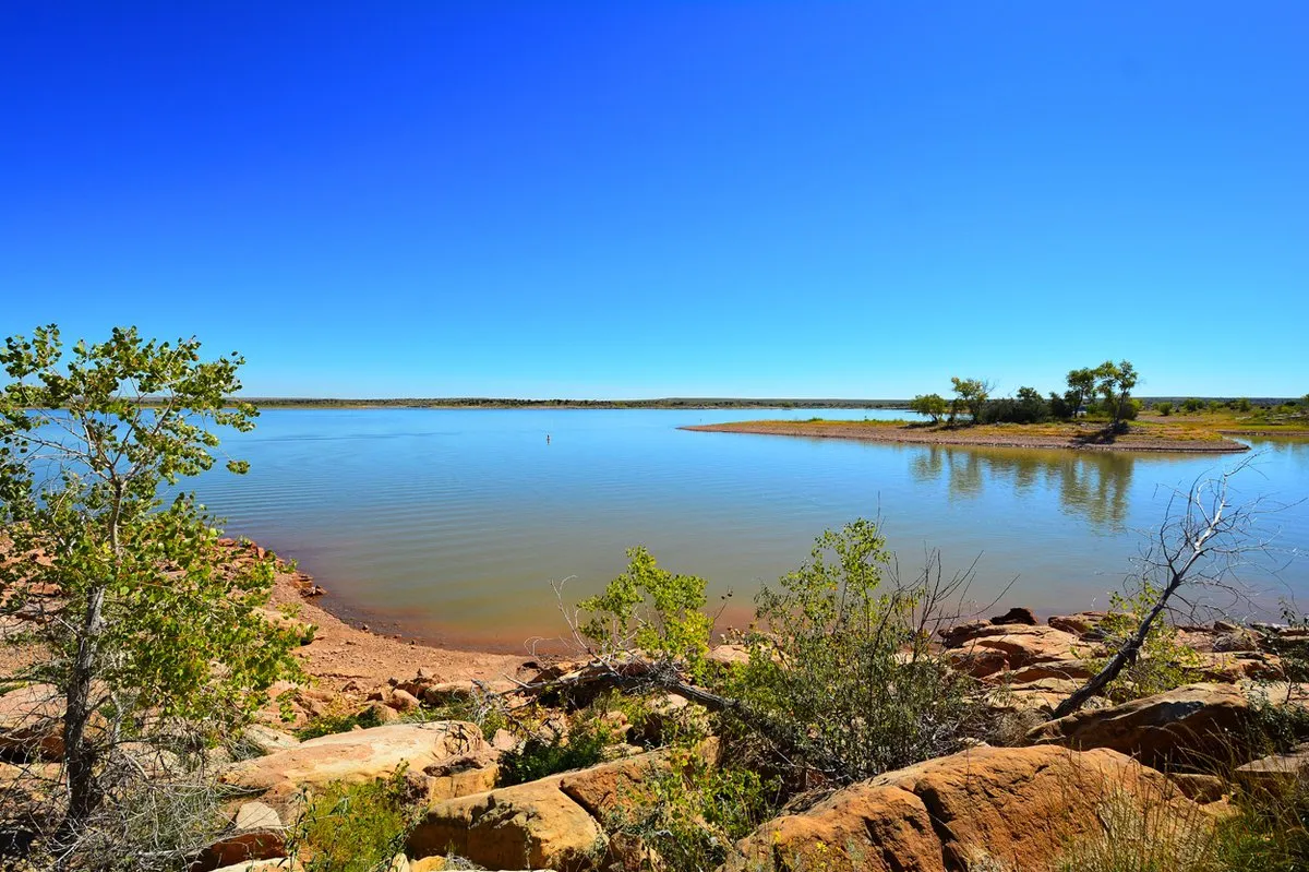 Sumner Lake