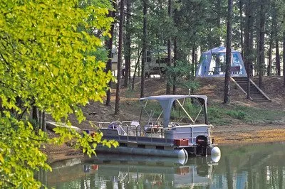Mistletoe State Park