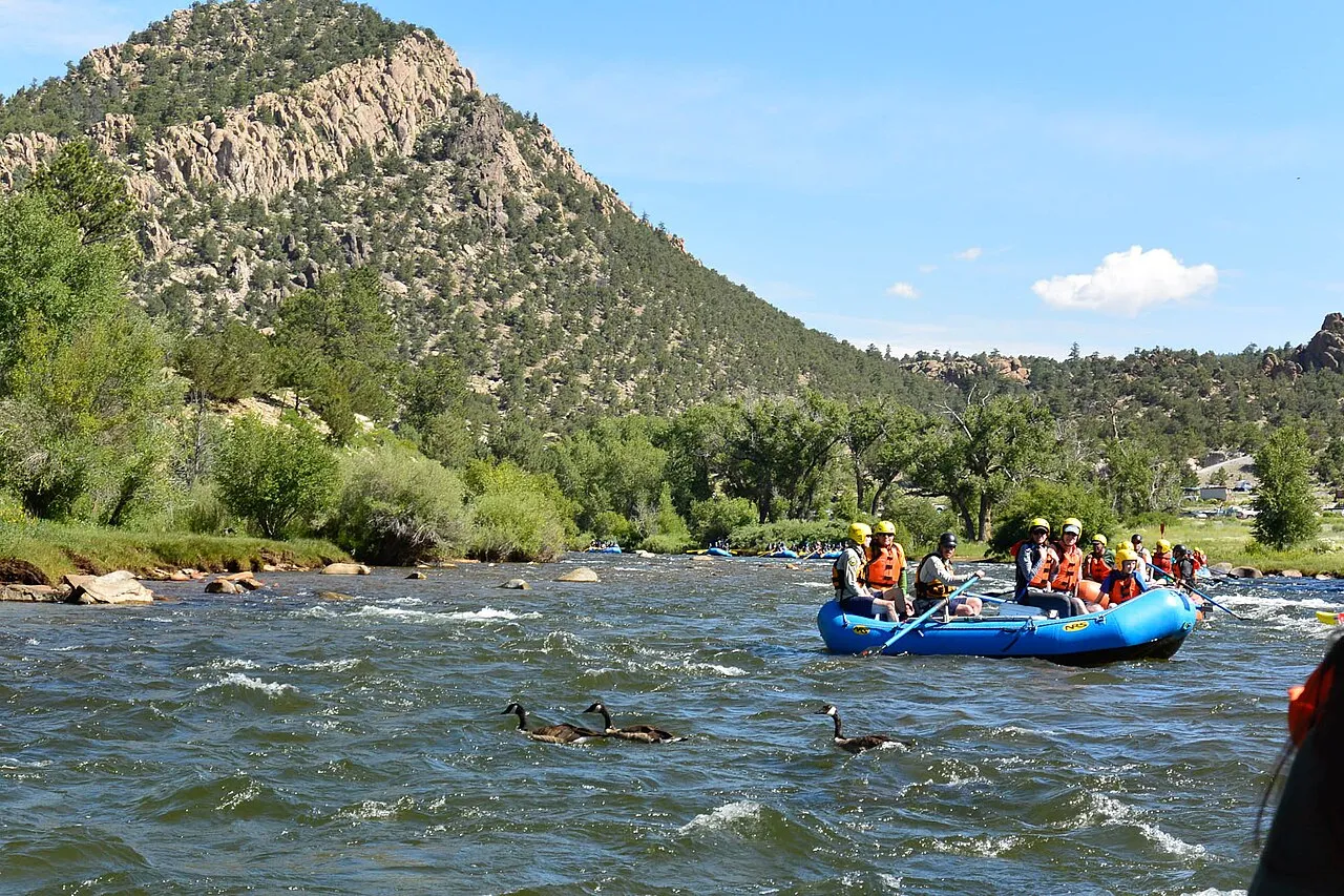 Arkansas Headwaters Recreation Area Campground