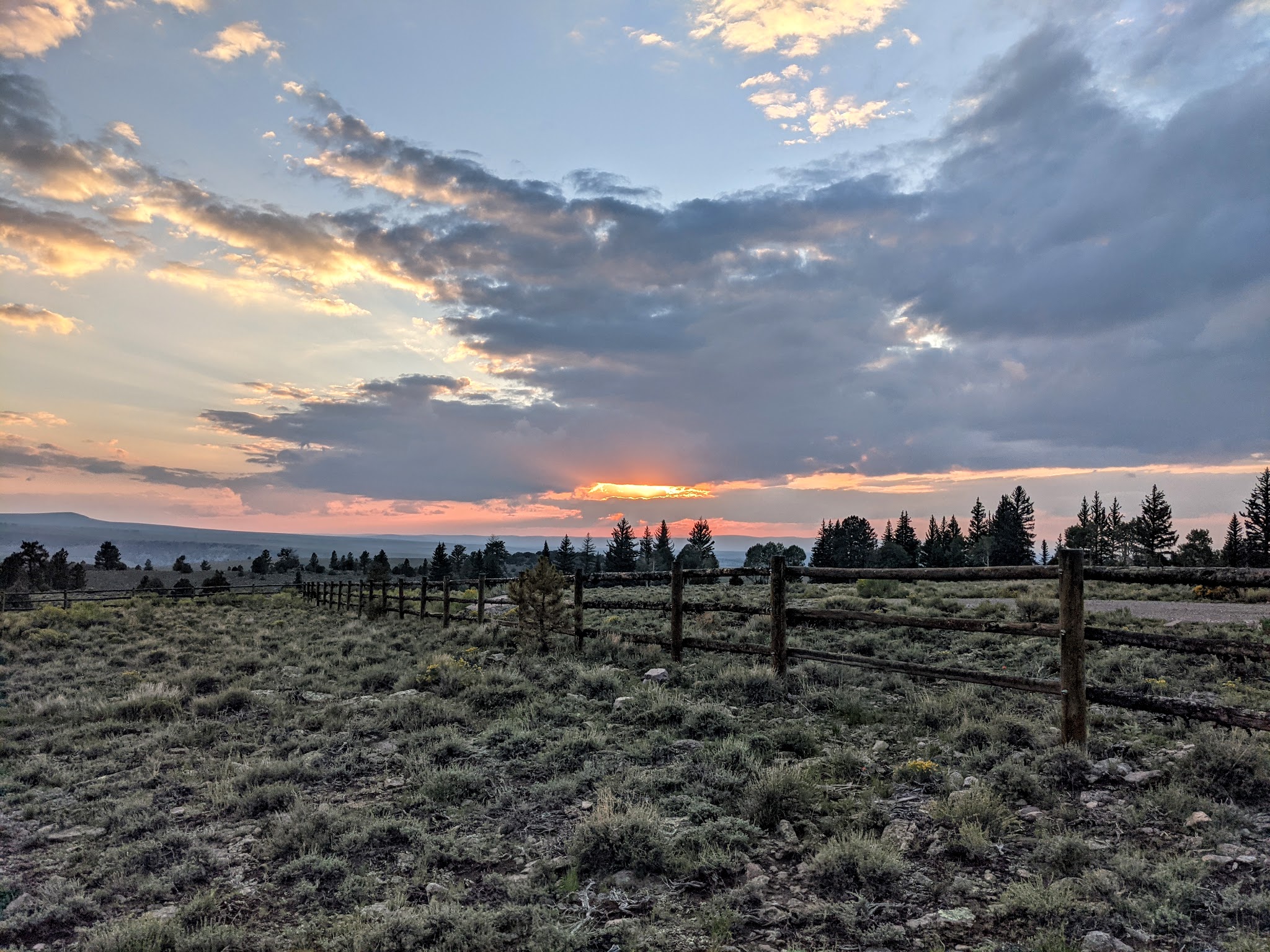 Aquarius Ranger Station