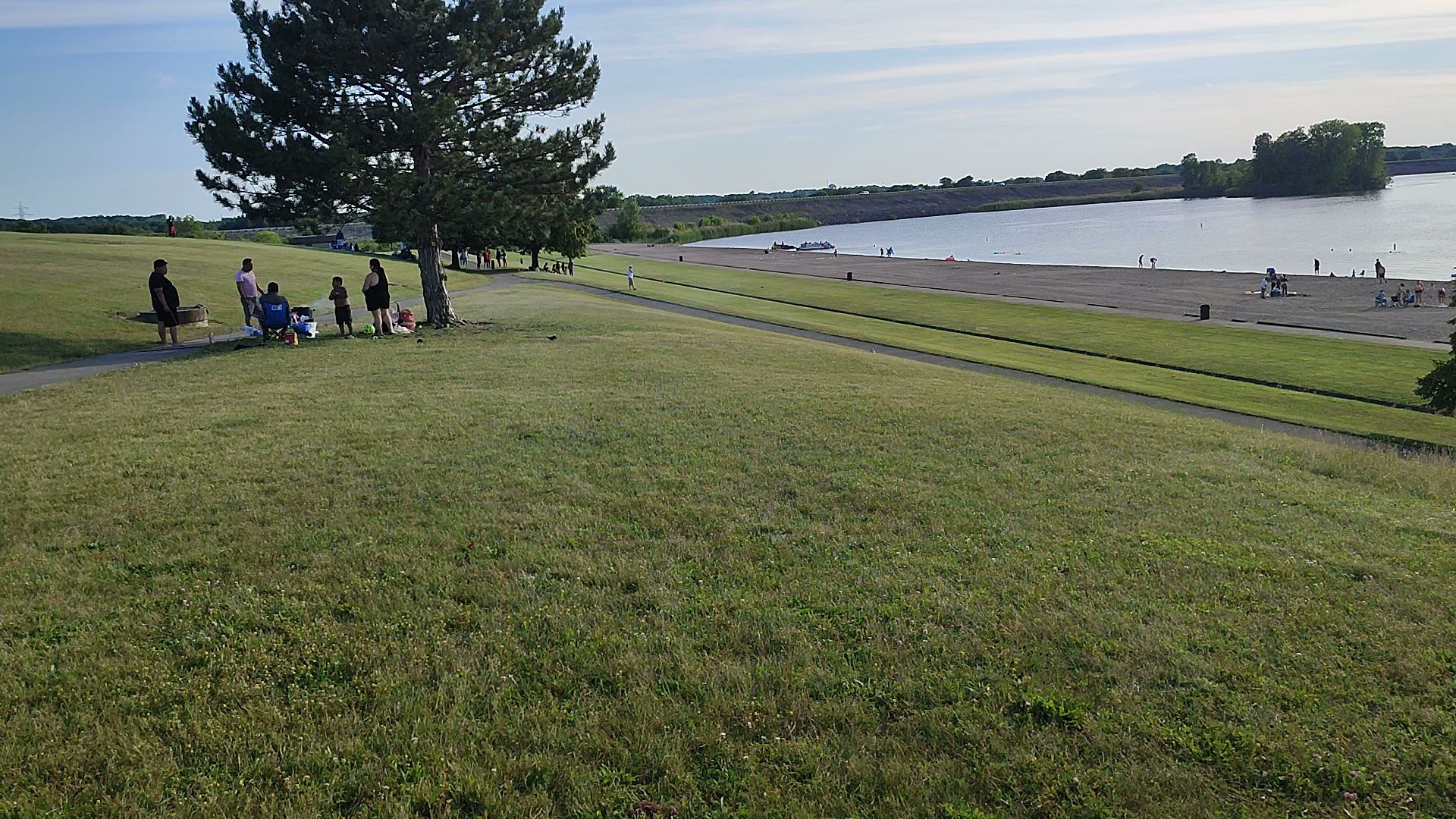 Beach Parking Auxiliary Eclipse Campground