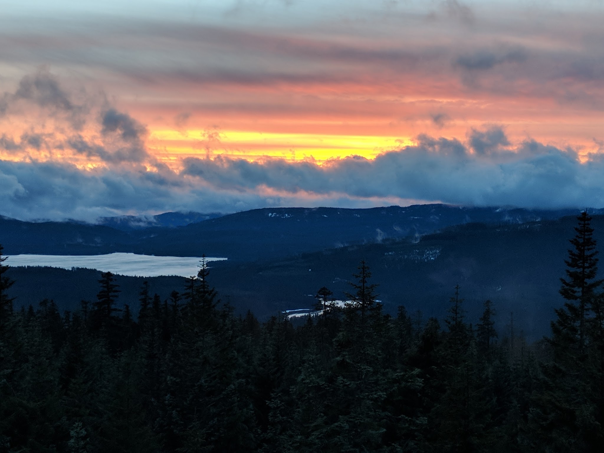 Clear Lake Cabin Lookout