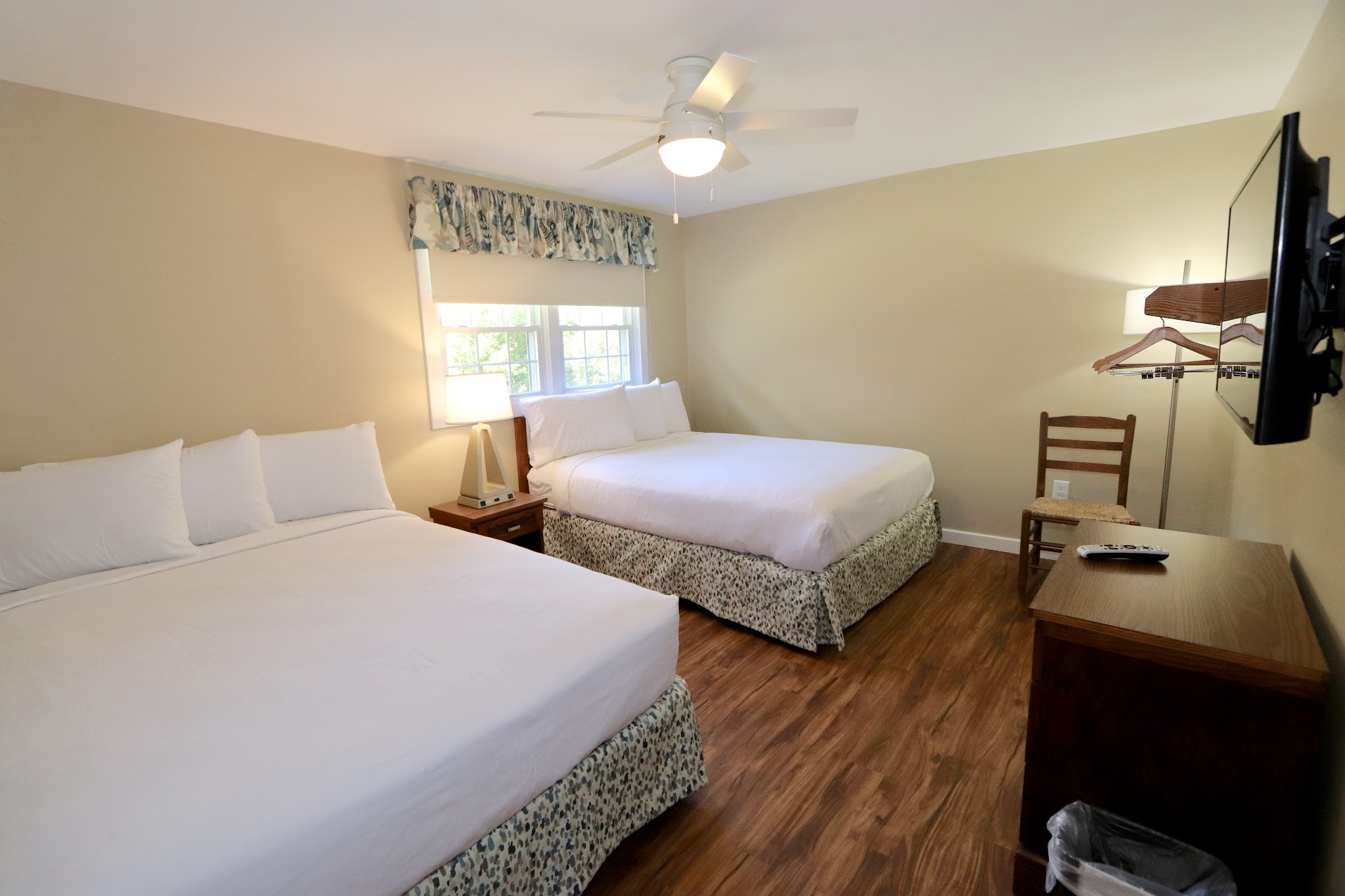 Dale Hollow Lake State Resort Park