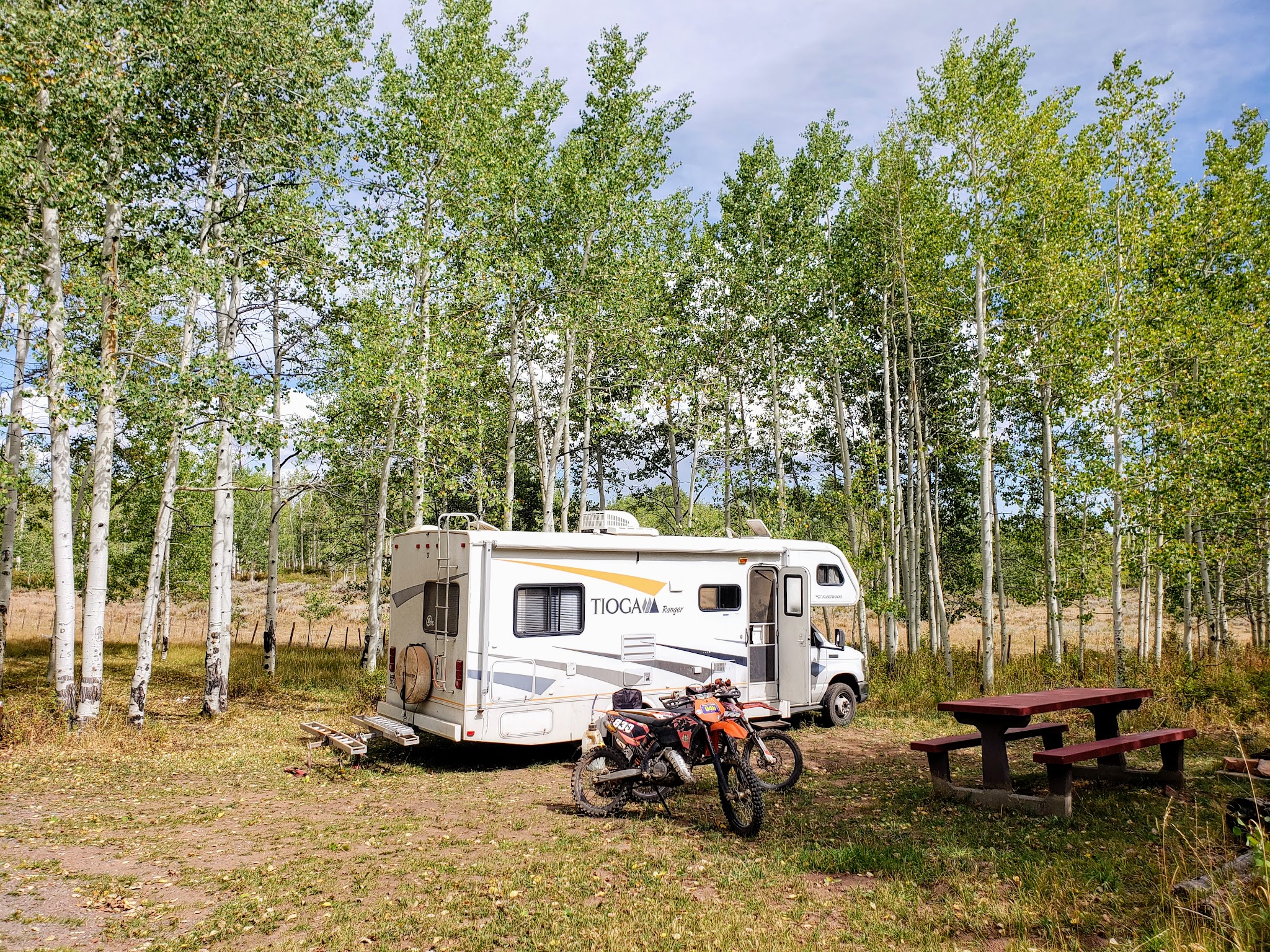 Divide Forks Campground - Grand Valley Rd