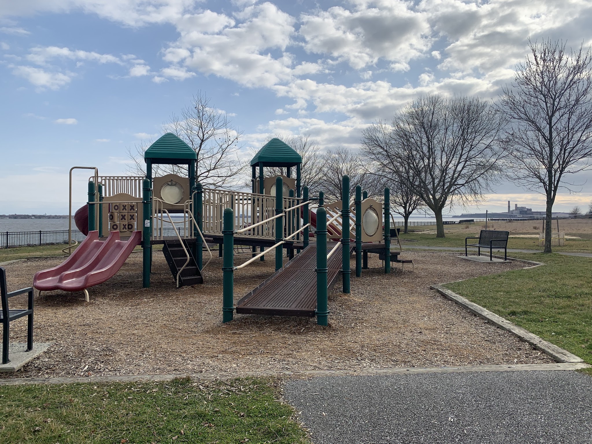 Fox Point State Park