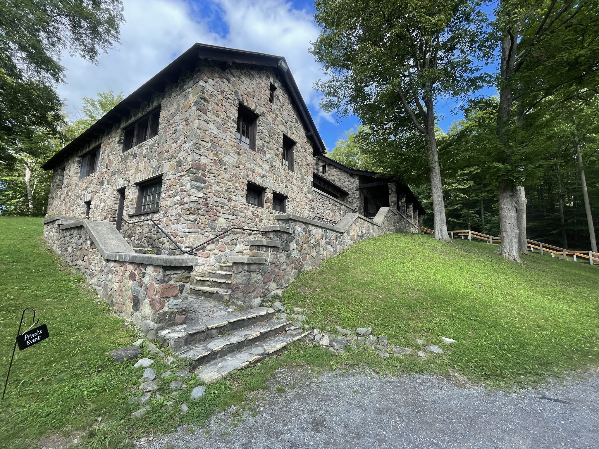 Green Lakes State Park