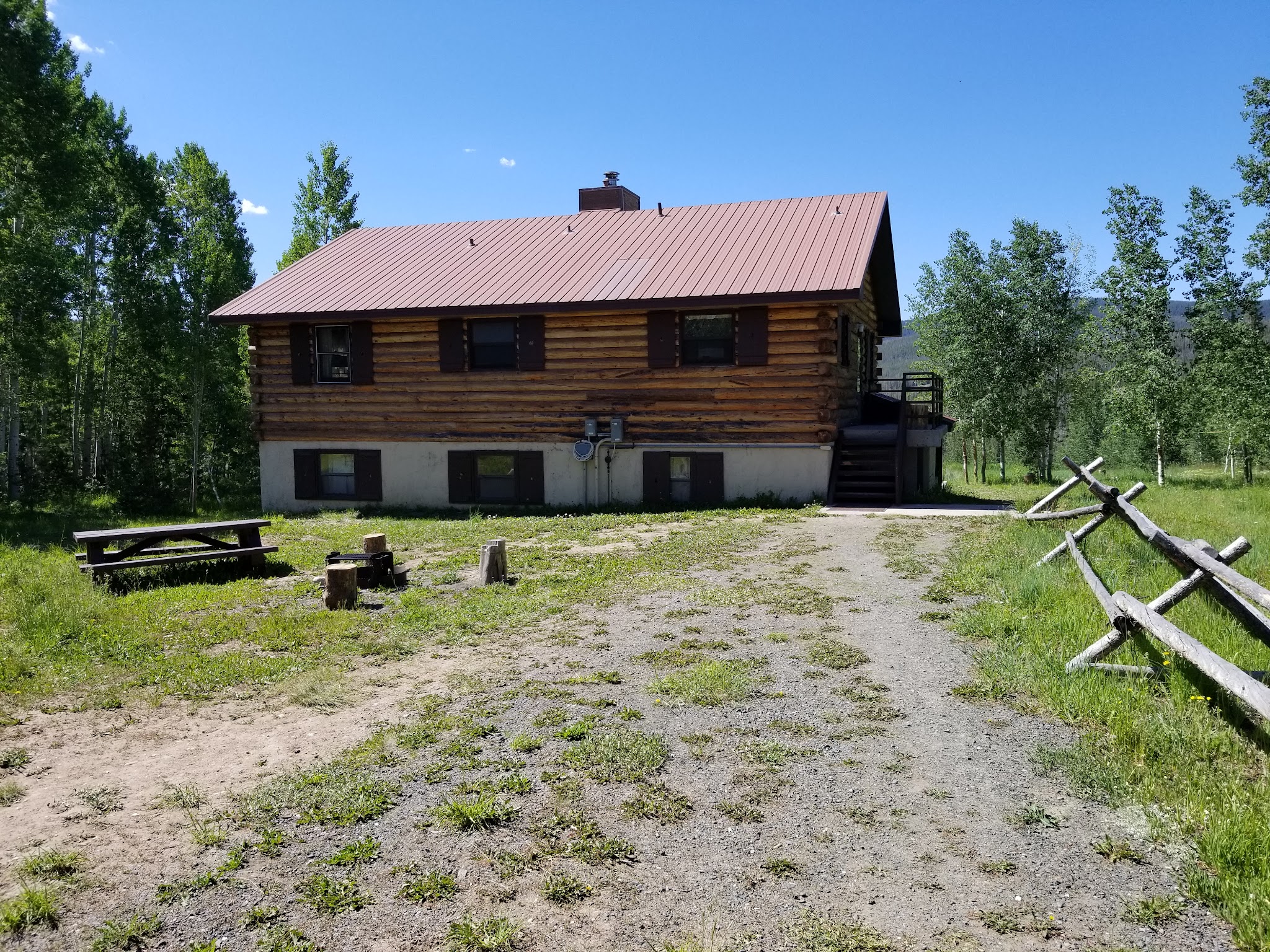 Jack Creek Crew Quarters