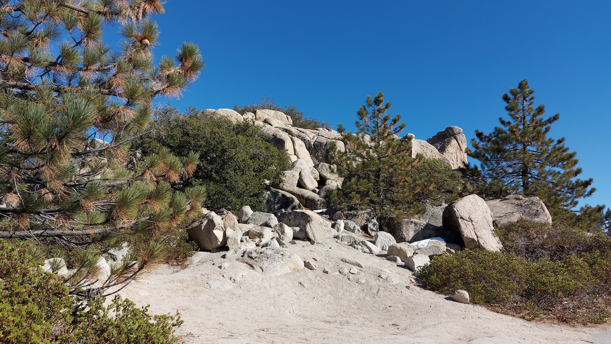 Keller Peak Yellow Post Sites