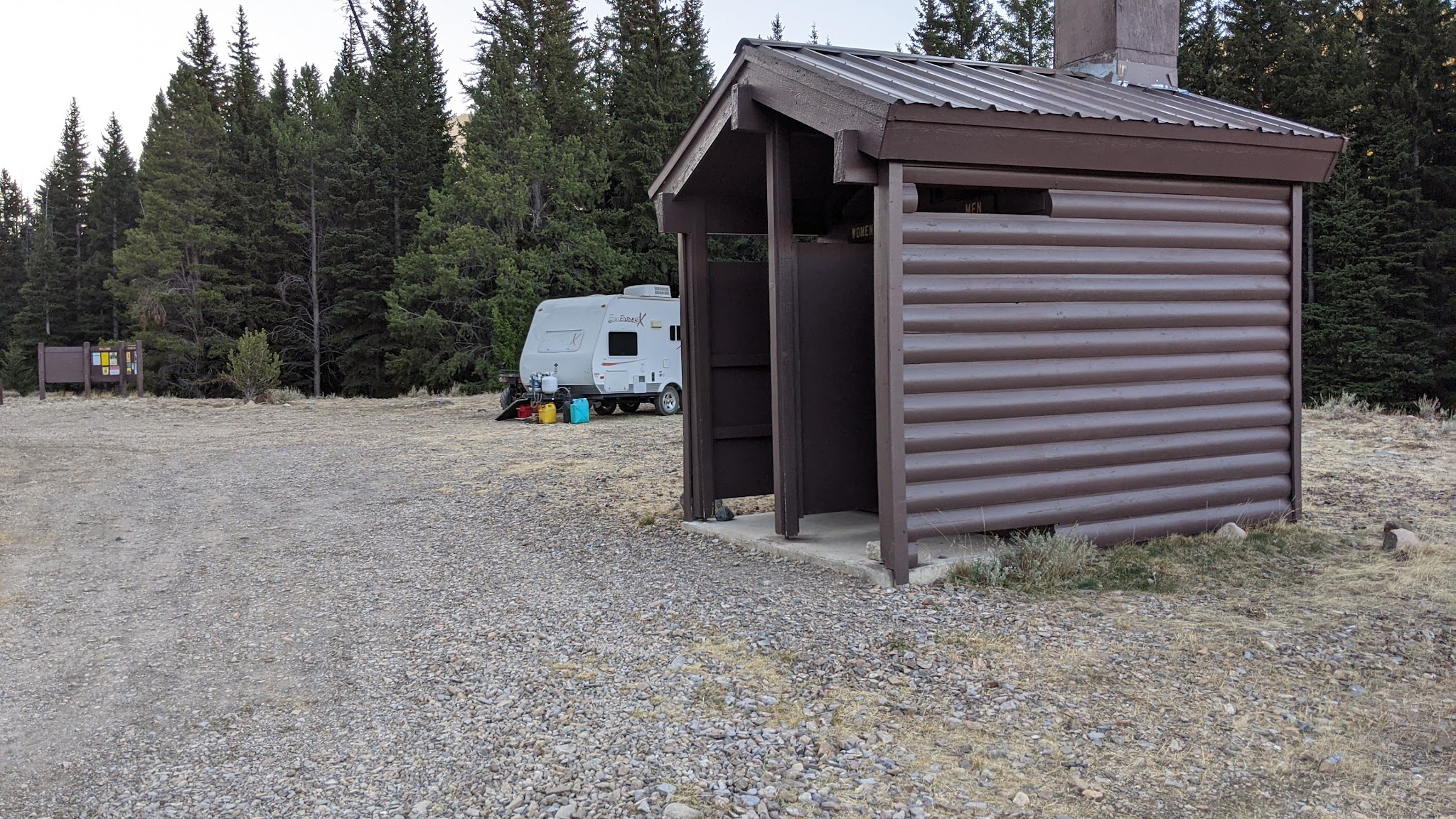 Lake Creek Trailhead & Campground