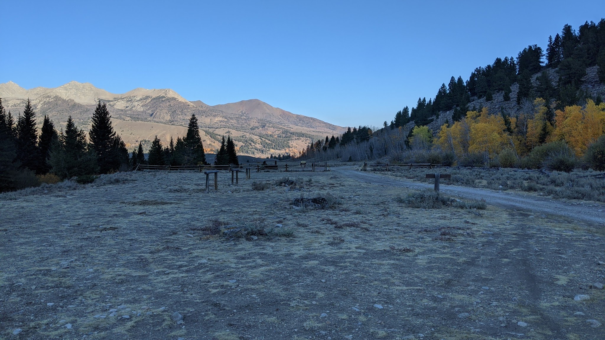 Lake Creek Trailhead & Campground