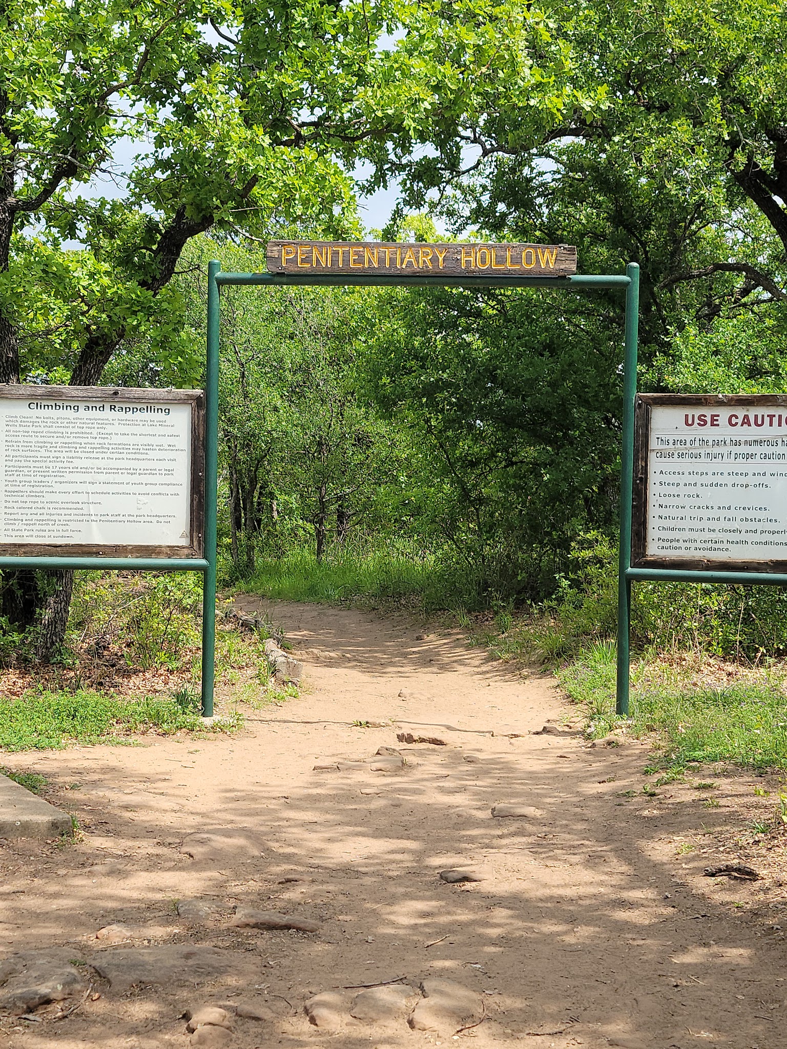 Lake Mineral Wells State Park And Trailway