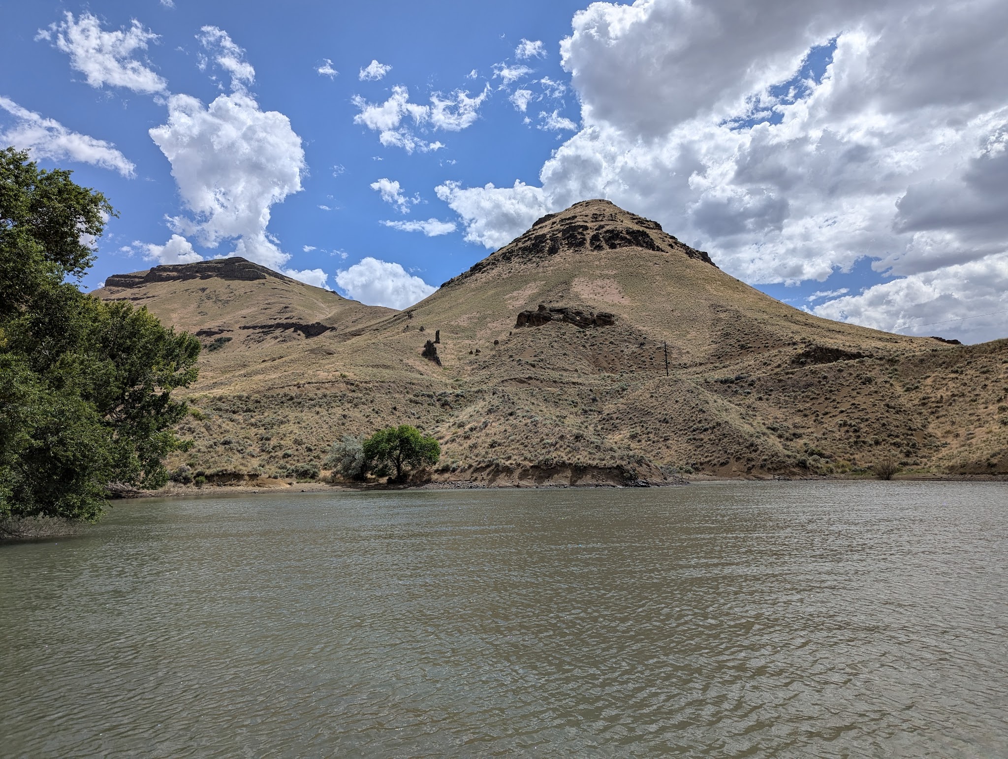 Lake Owyhee State Park