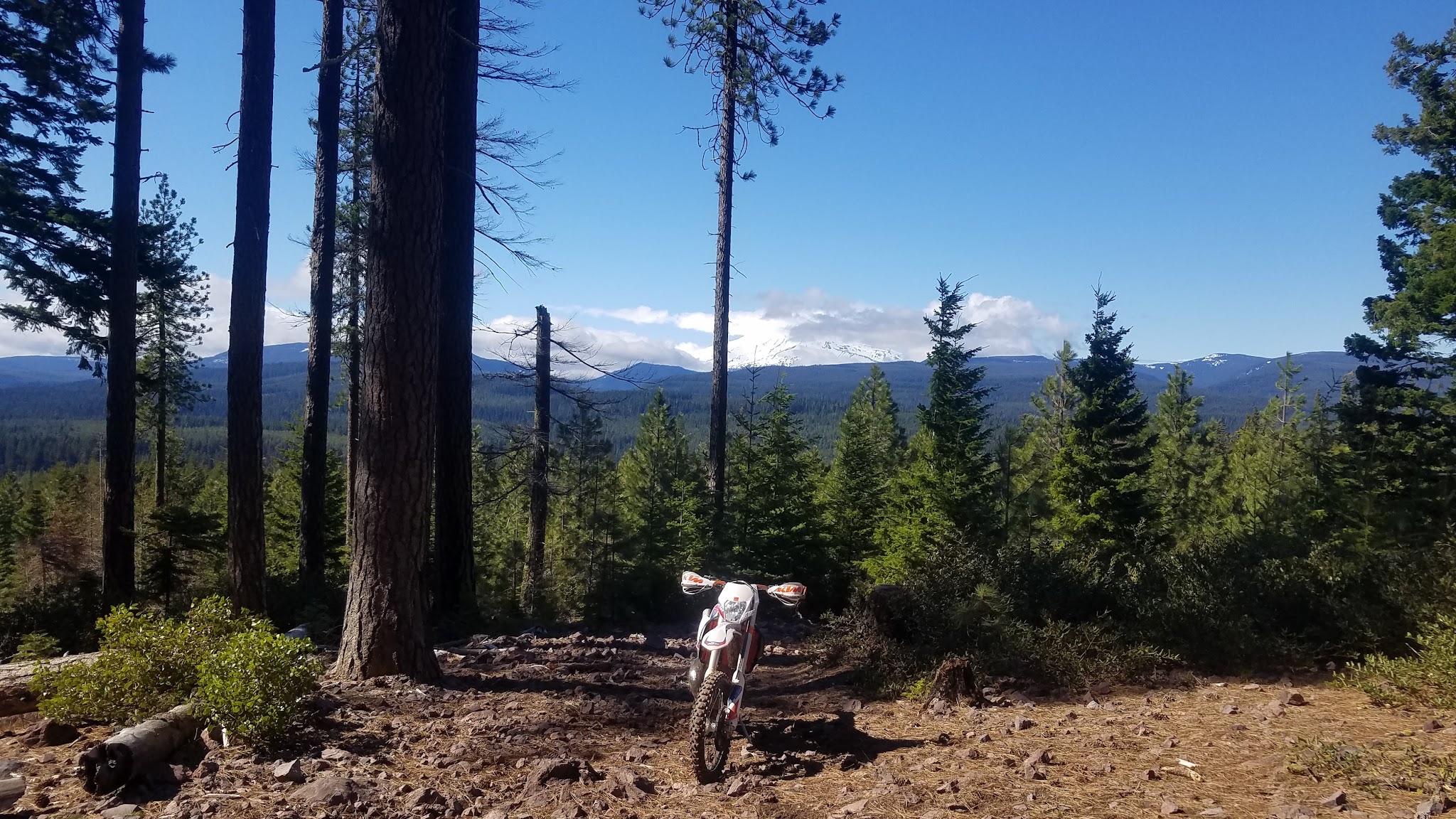 Mccubbins Gulch Campground & Day Use