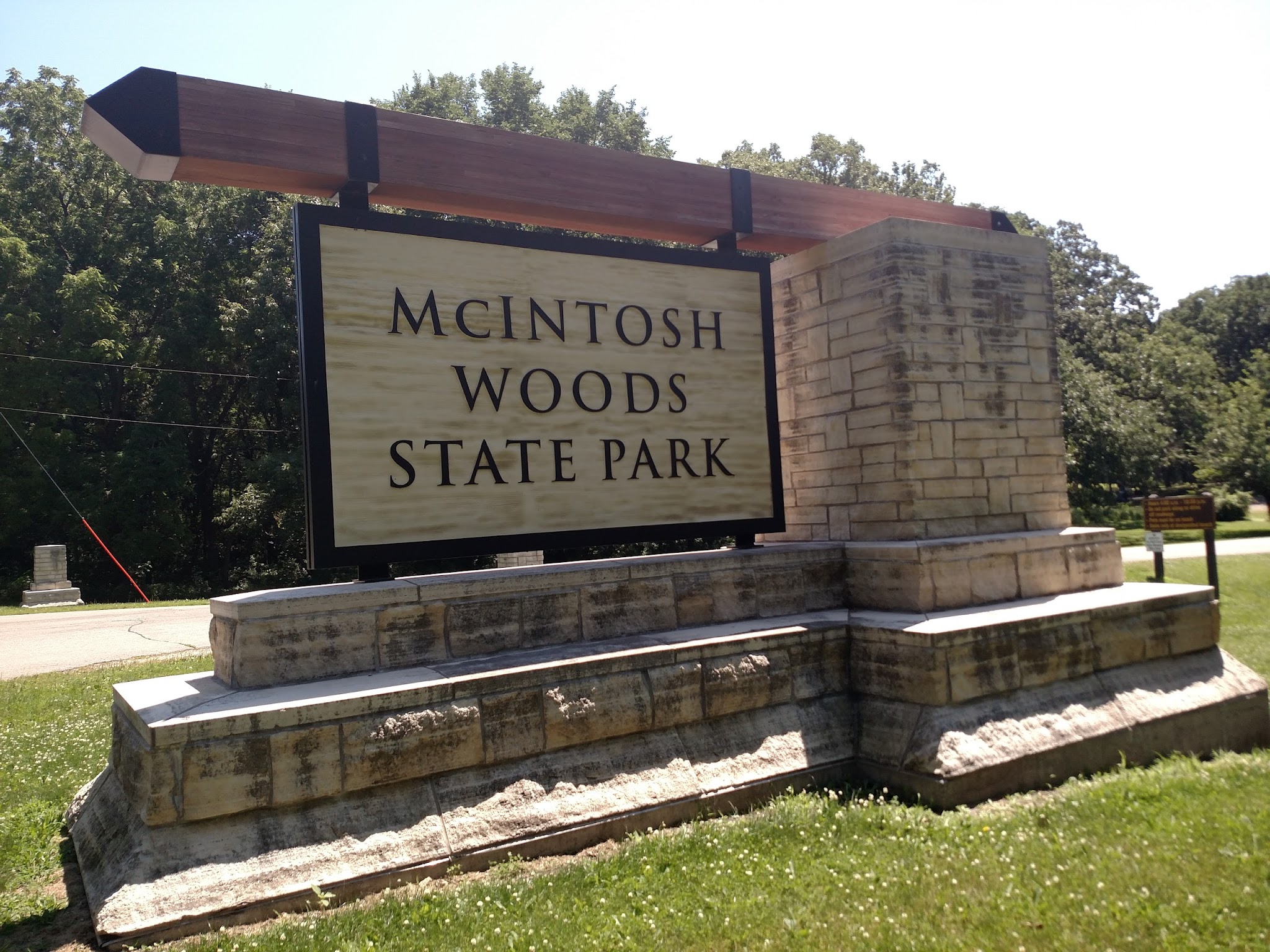 Mcintosh Woods State Park