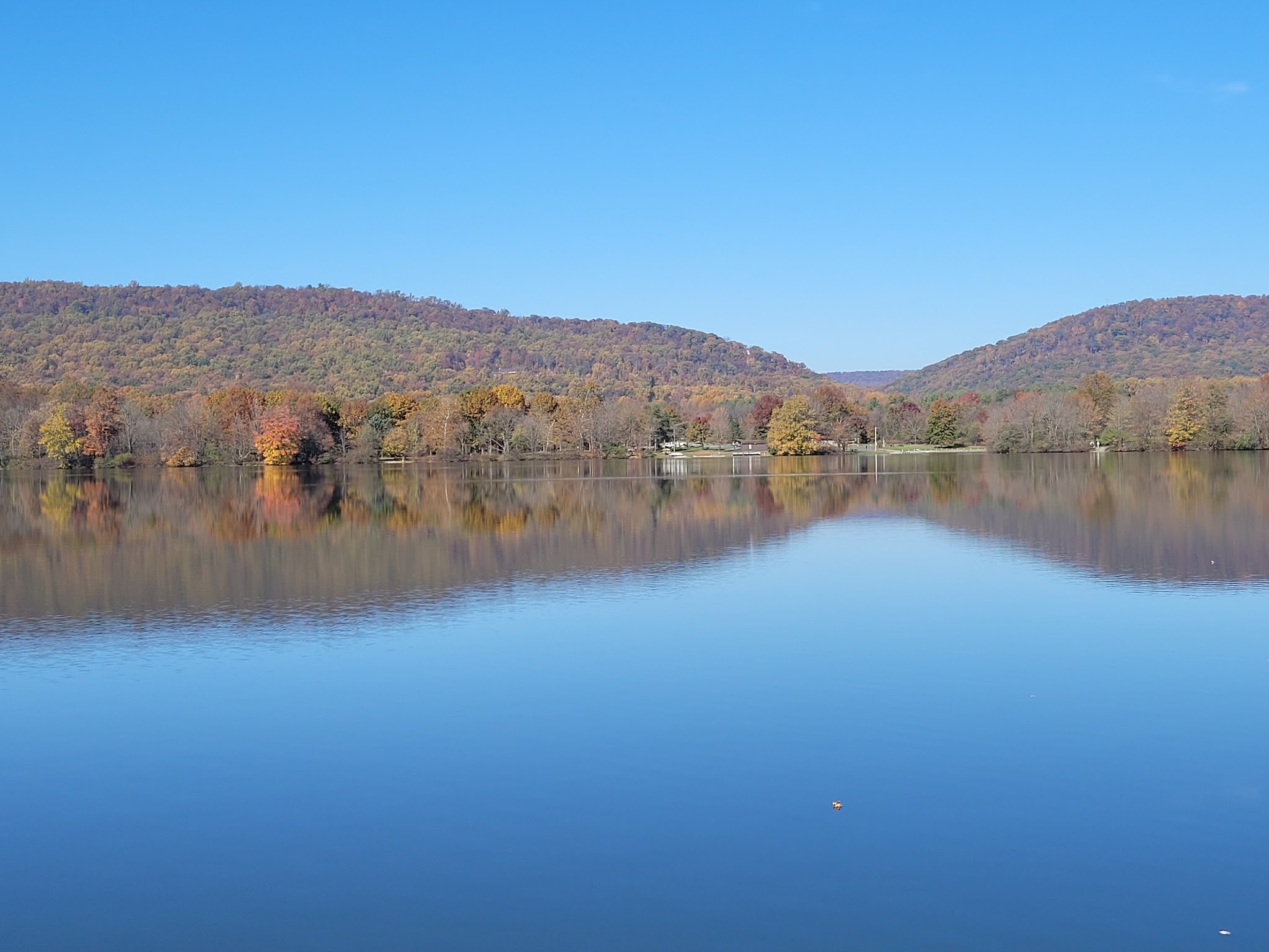 Memorial Lake State Park