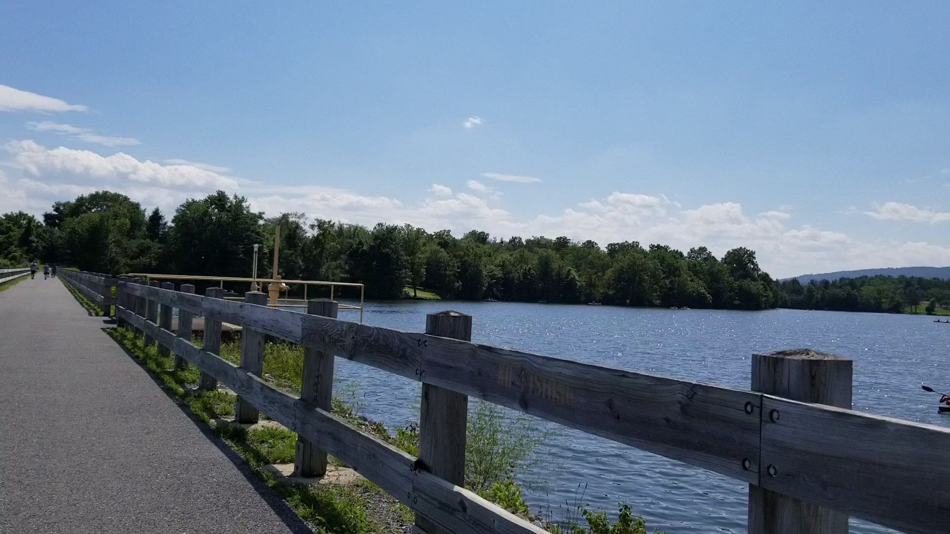 Memorial Lake State Park