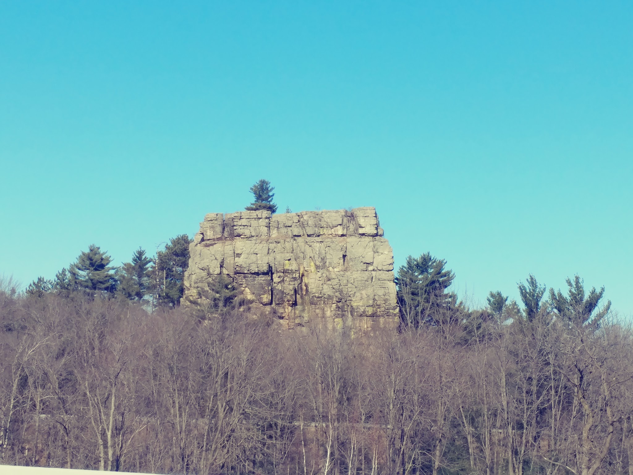 Mill Bluff State Park