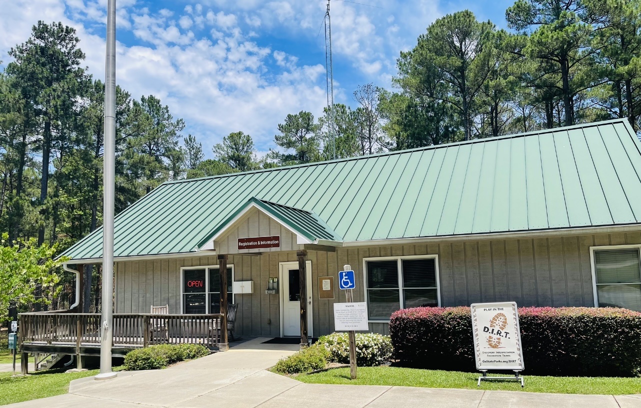 Mistletoe State Park