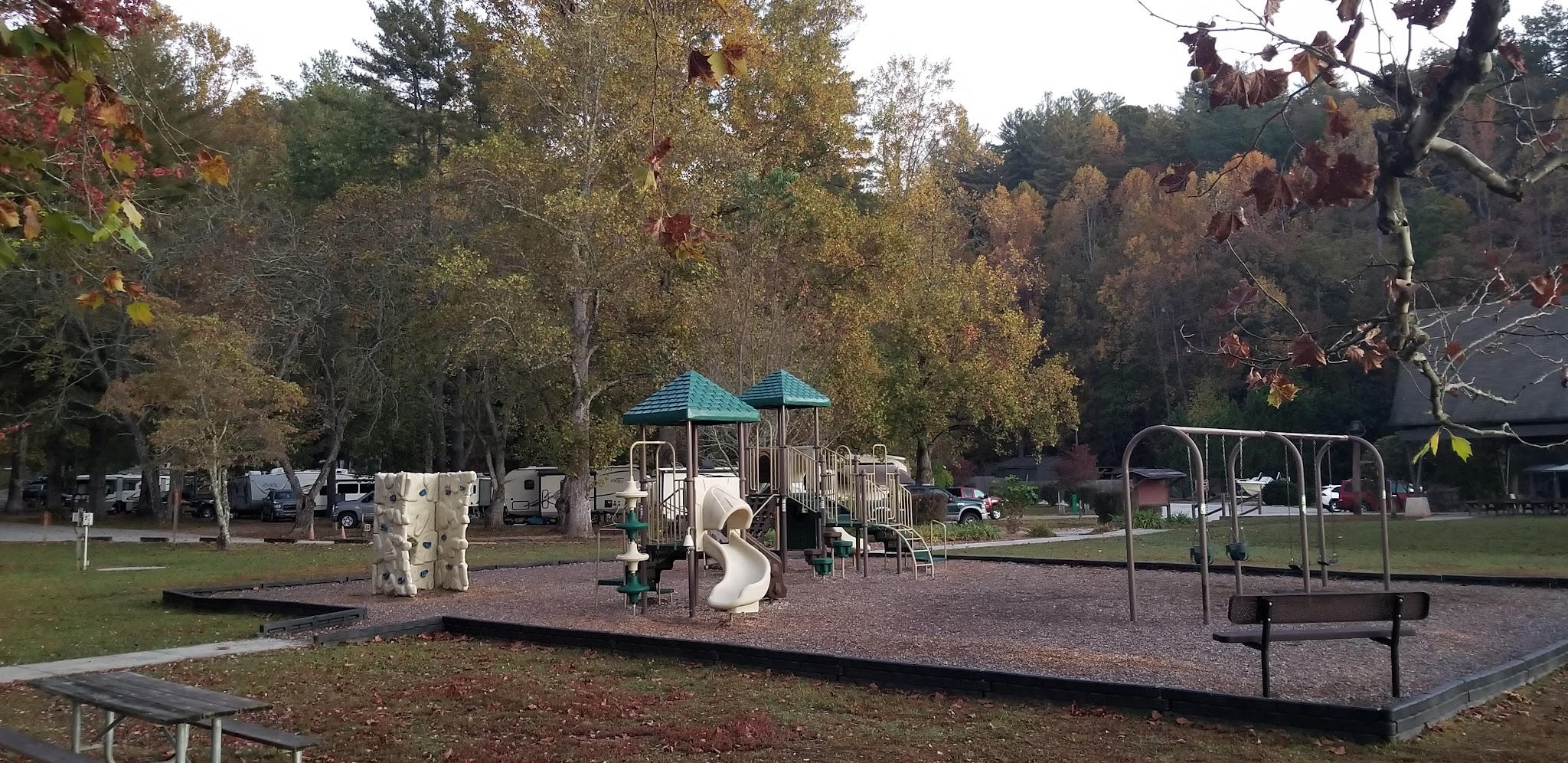 Moccasin Creek State Park