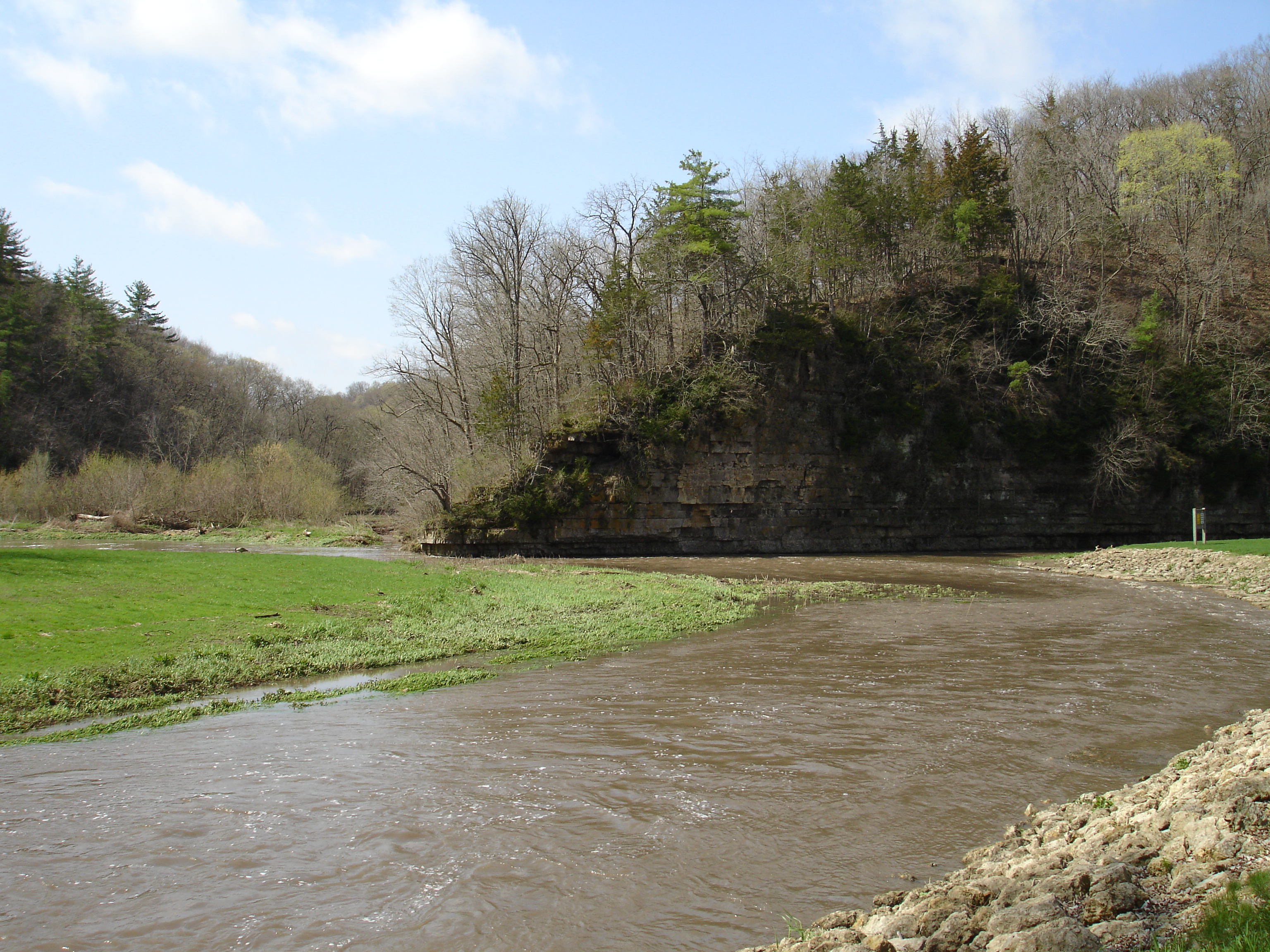 Apple River Canyon Campground