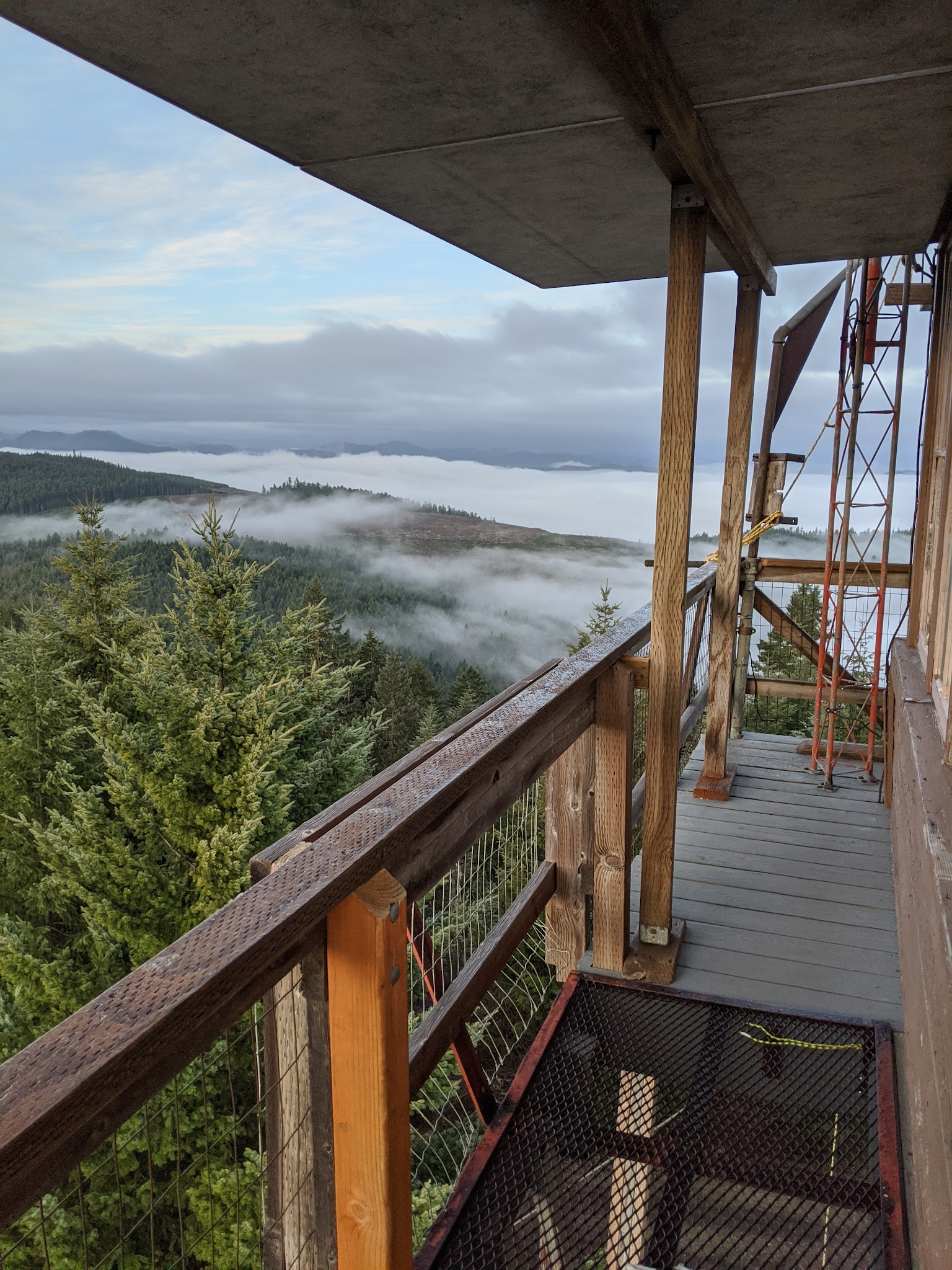 Pickett Butte Lookout