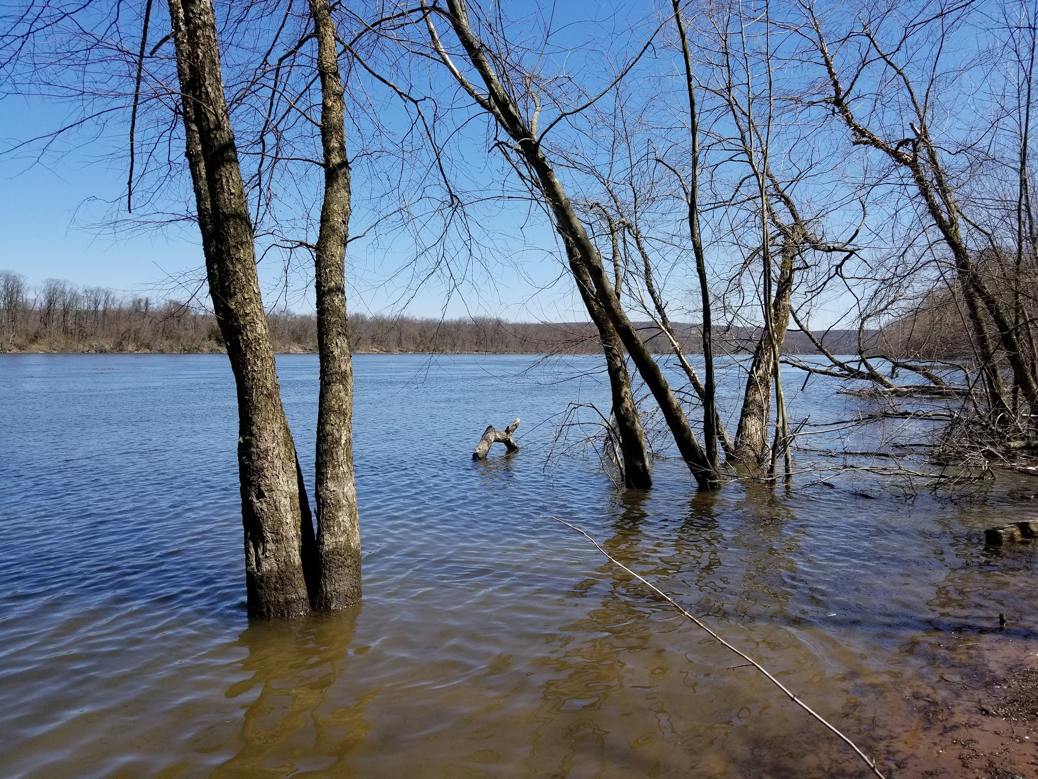 River Highlands State Park River Campground