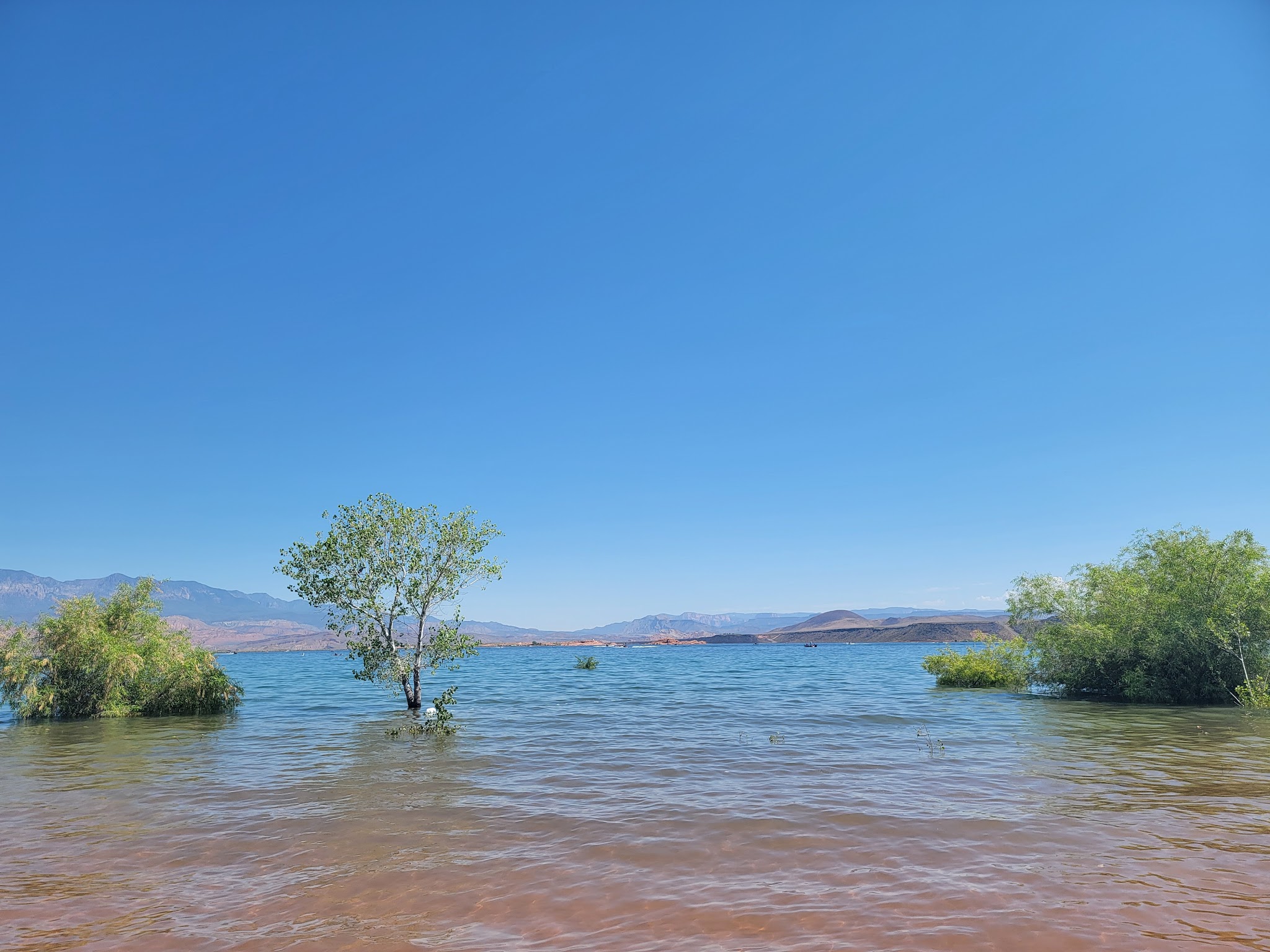Sand Hollow State Park