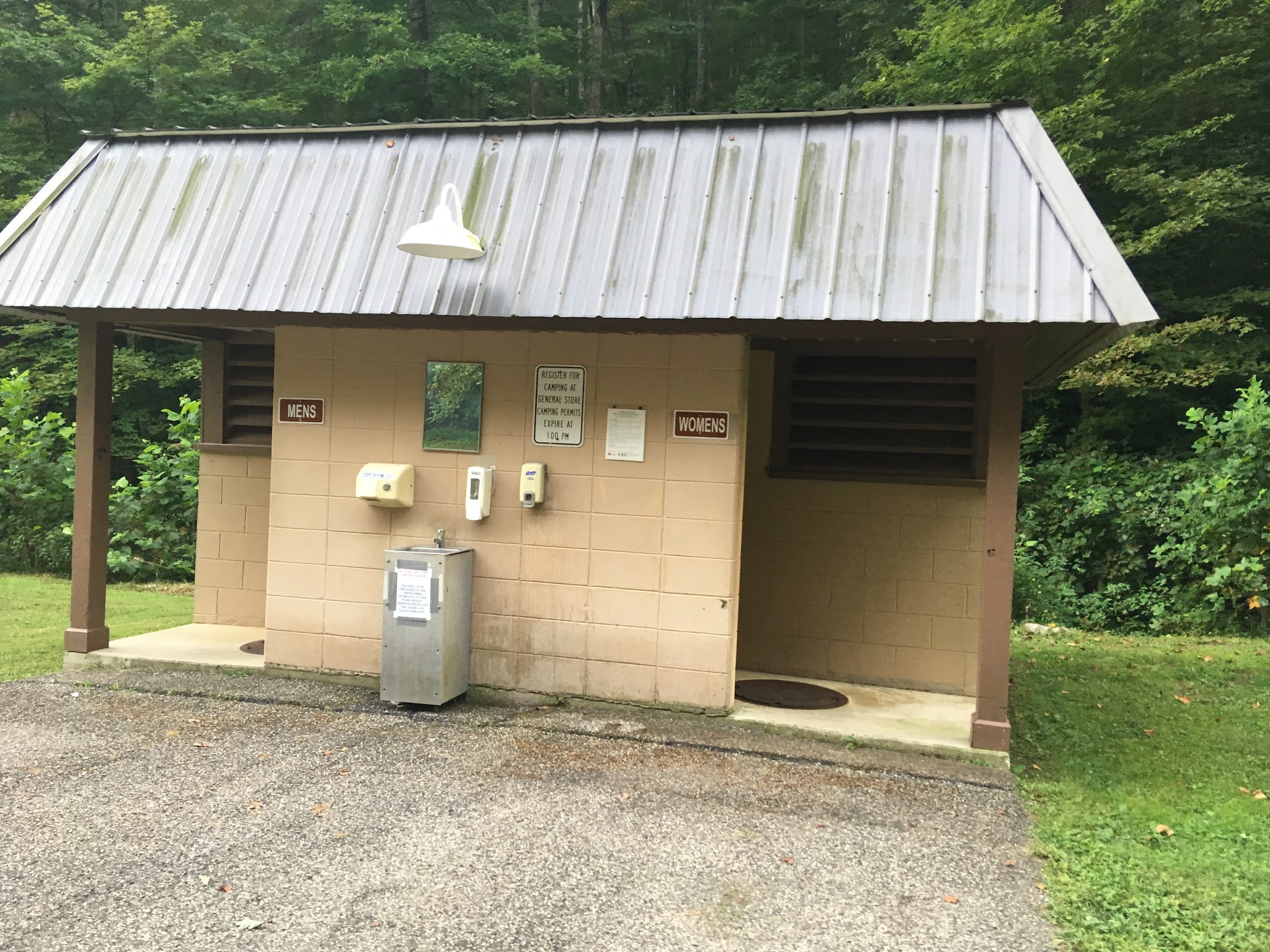 Tar Hollow Campground