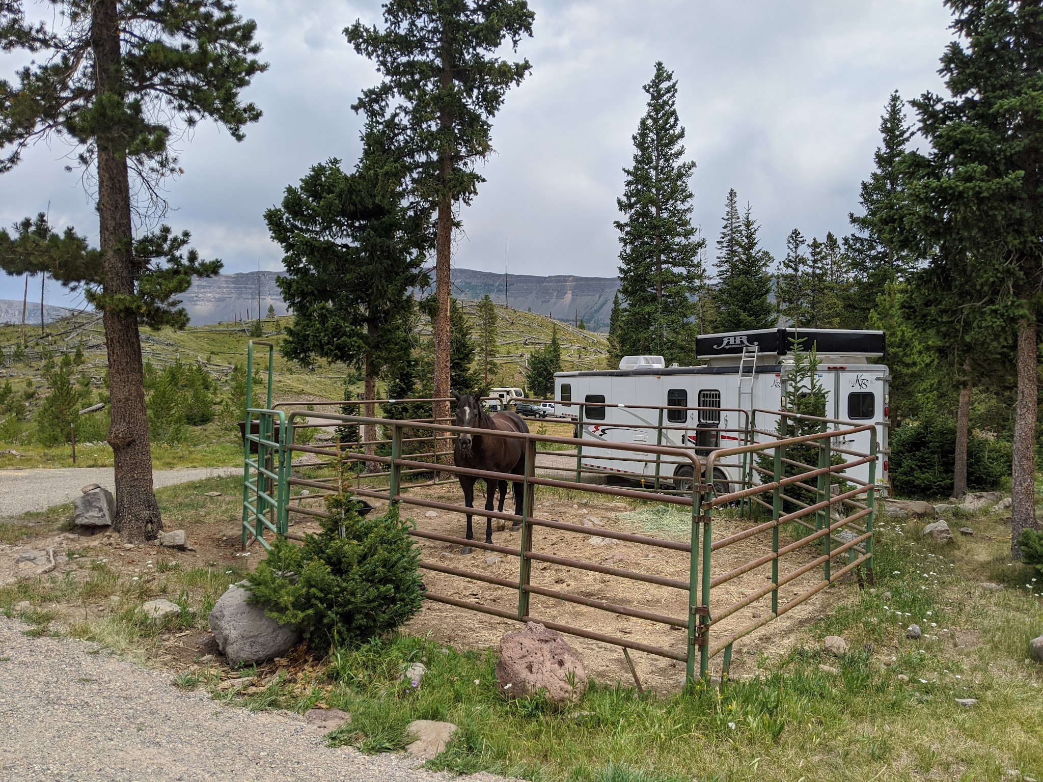 Trappers Lake / Horse Thief Campground