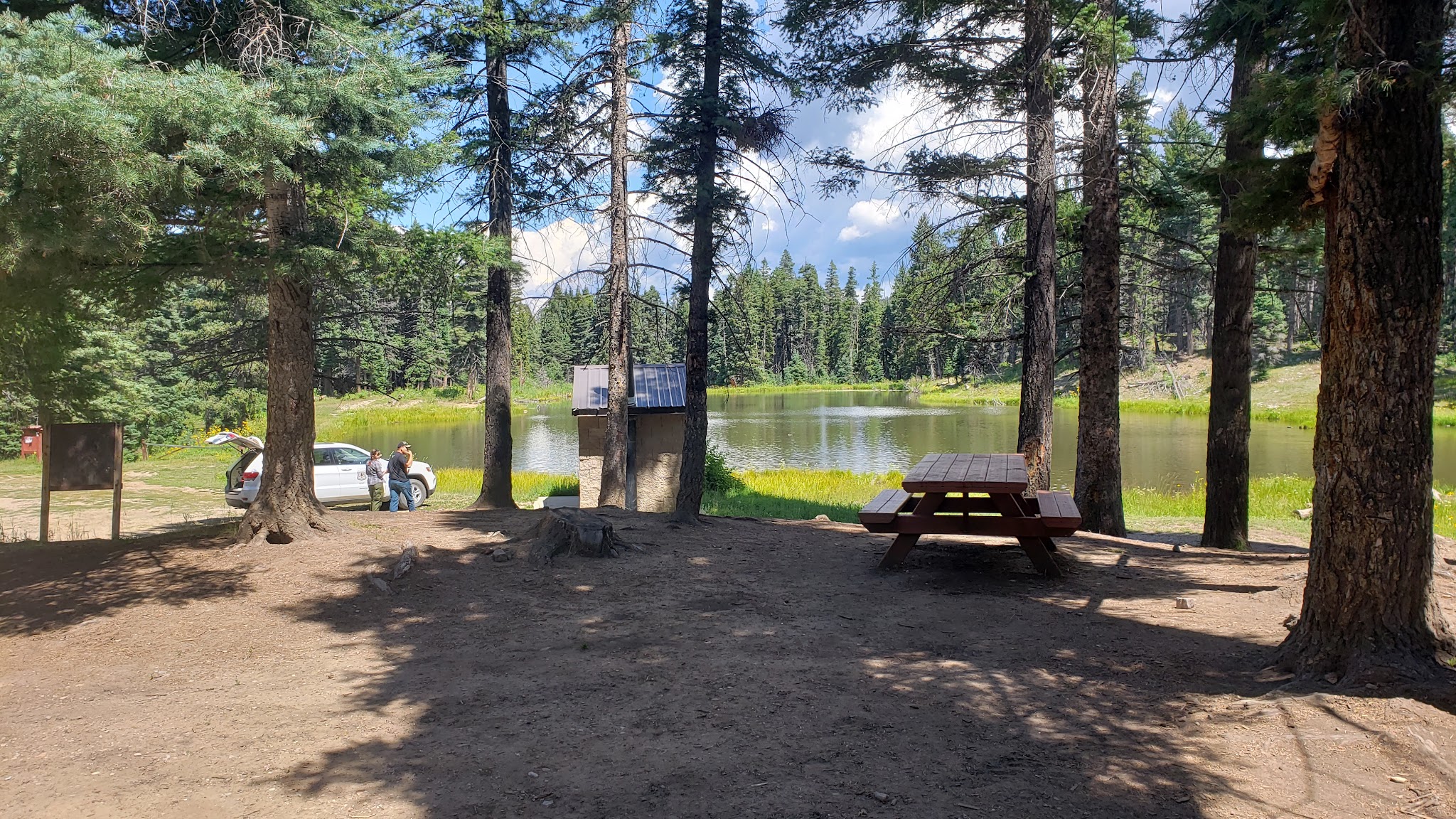 Trout Lakes Campground