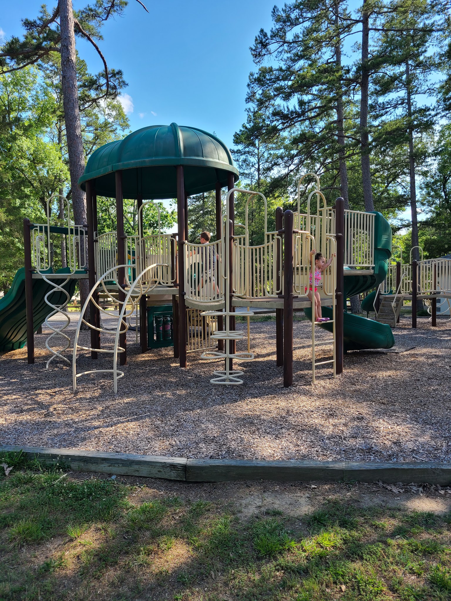 Twin Lakes Campground