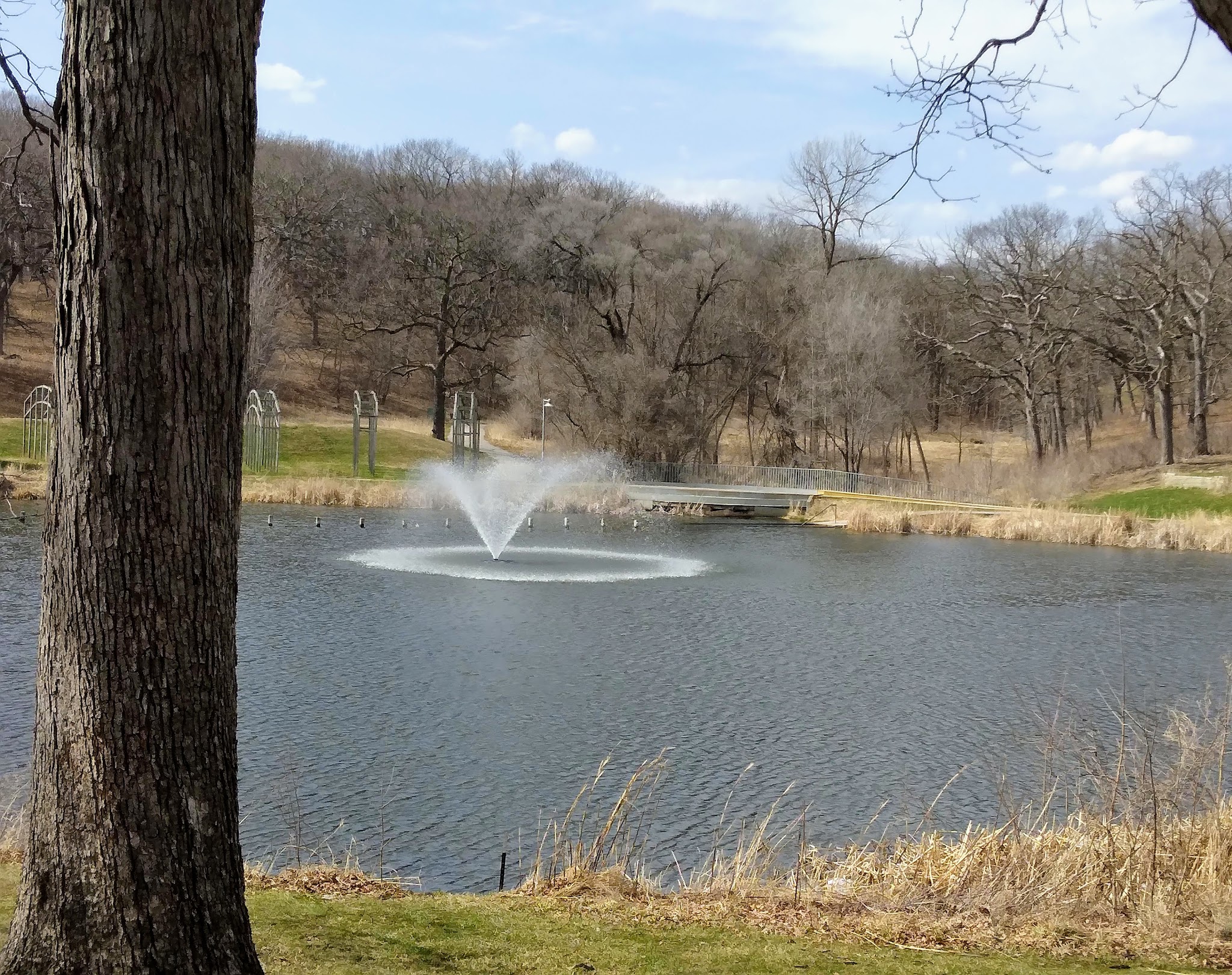 Walnut Woods State Park