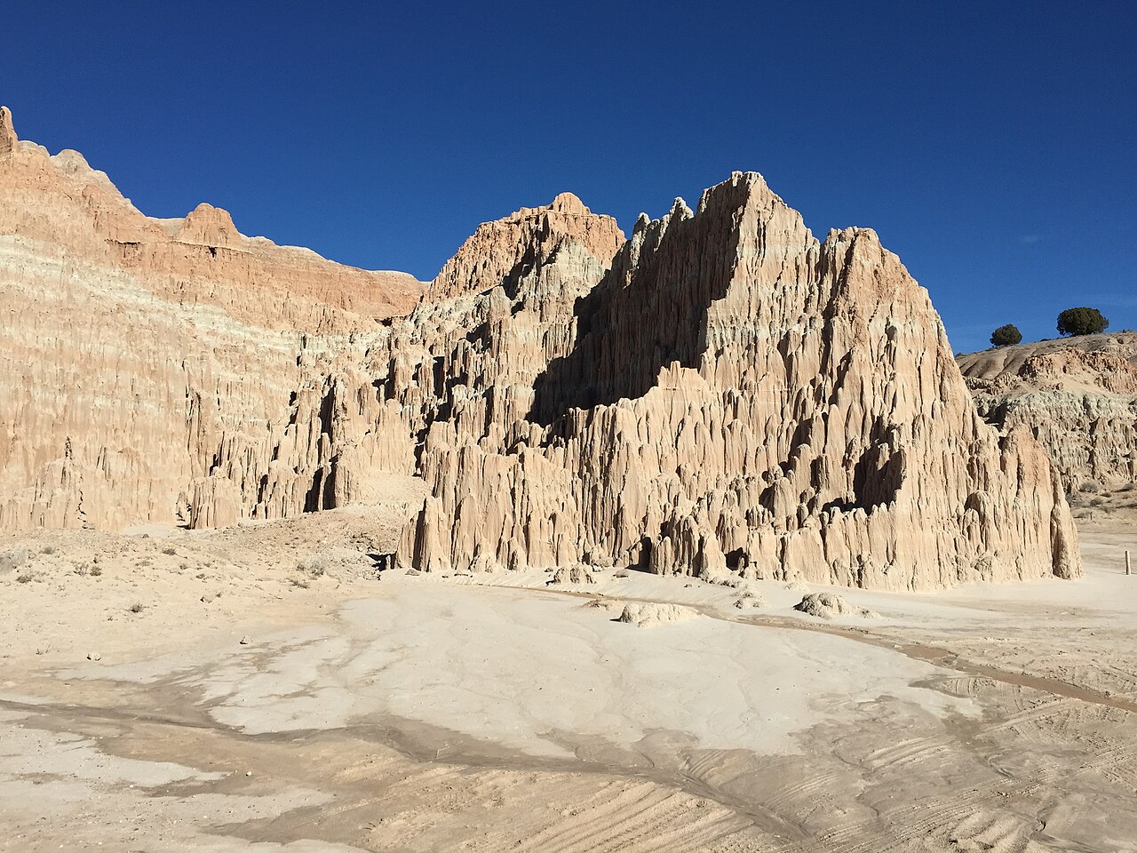 Cathedral Gorge Campground