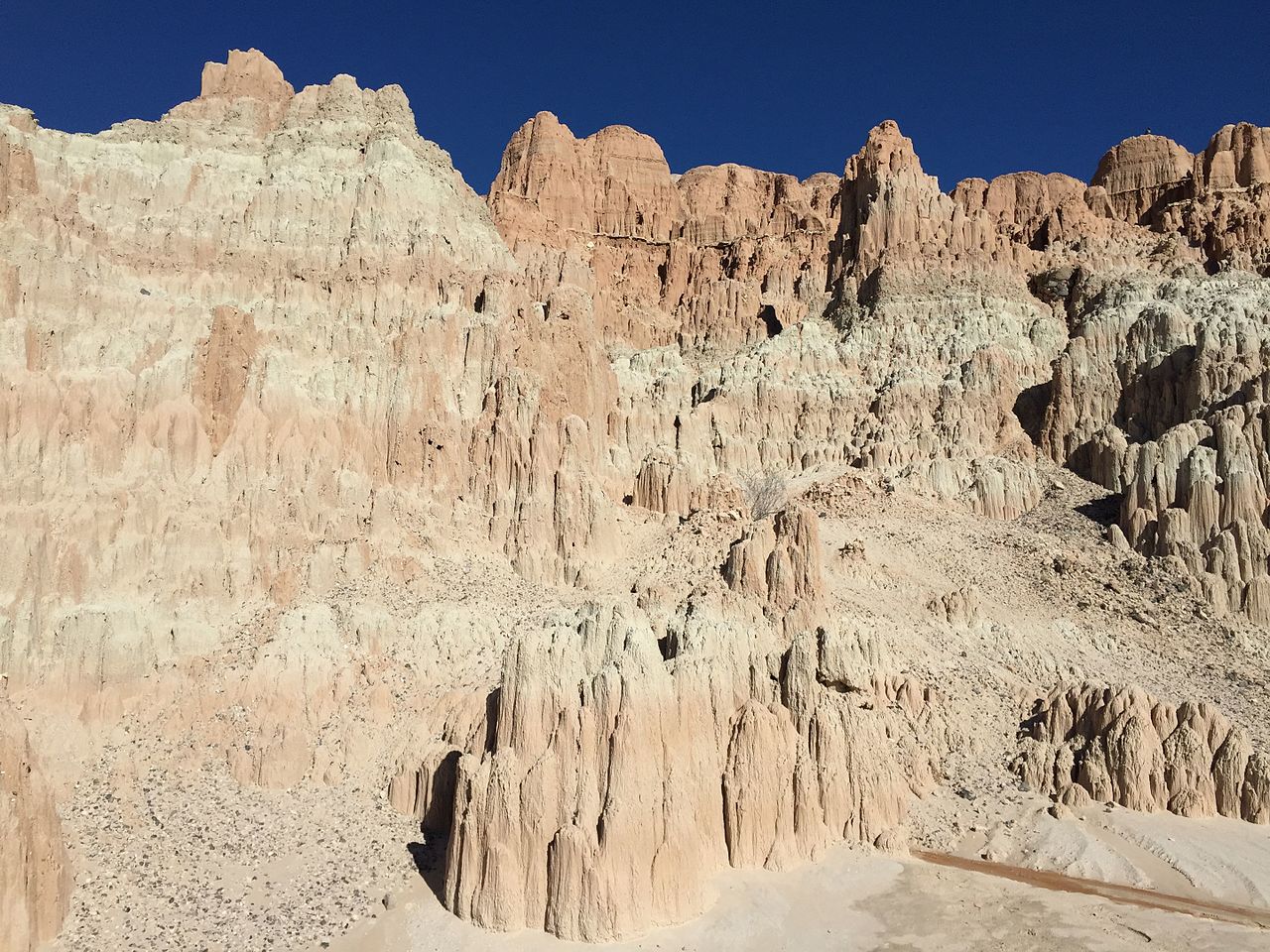 Cathedral Gorge Campground