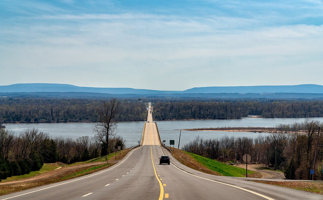Lake Dardanelle State Park