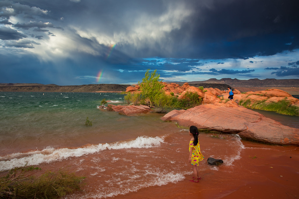 Sand Hollow State Park